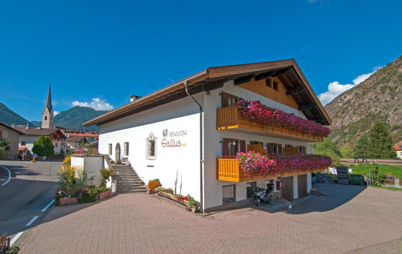 Pension Gallus Latsch Buitenkant foto